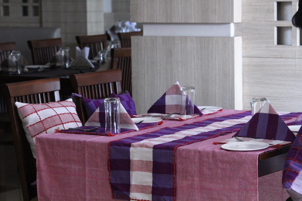 Hotel Polariz Parassinikkadavu Dış mekan fotoğraf